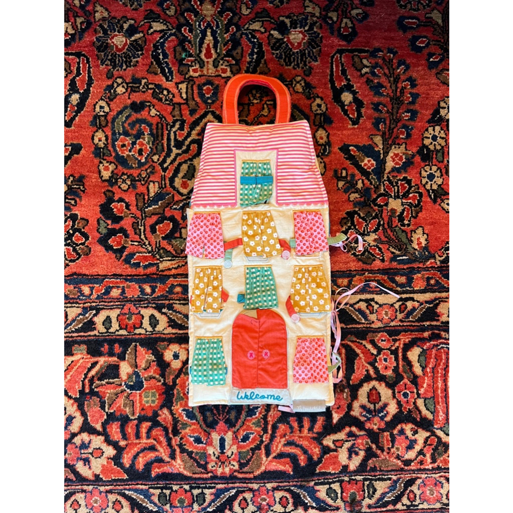 Land of Nod portable Dollhouse Carry Case EUC